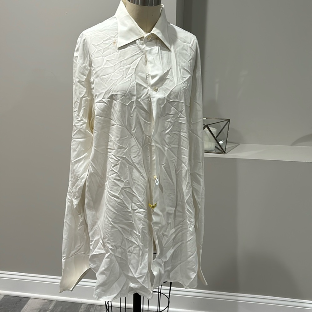 VENTURA MEN BUTTON DOWN SHIRT